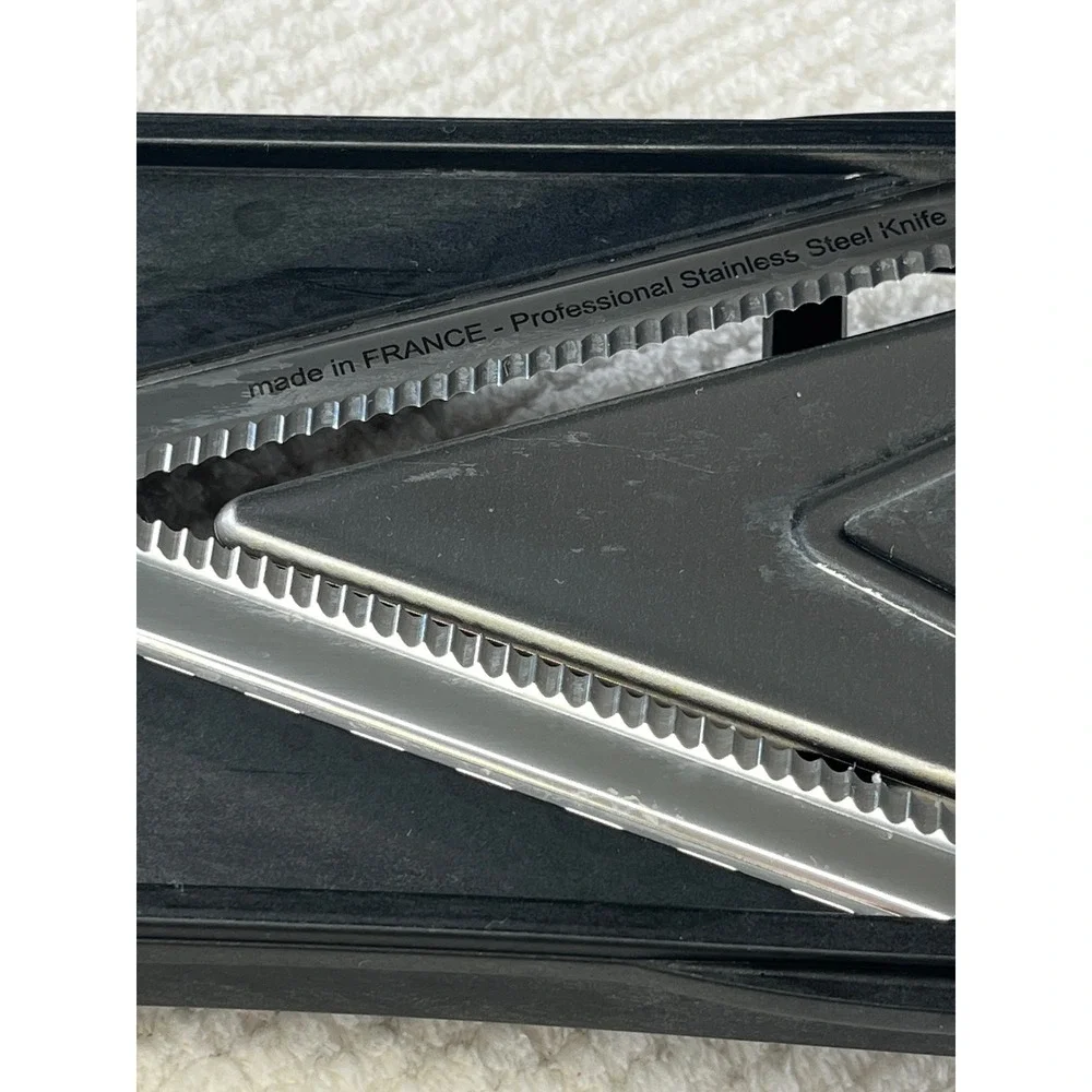 de Buyer Kobra Adjustable Mandoline Slicer V-Blade Stainless Steel Black 19.3